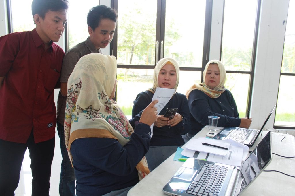 Aplikasi Pencatatan Tumbuh Kembang Balita | D3 Teknologi Telekomunikasi 