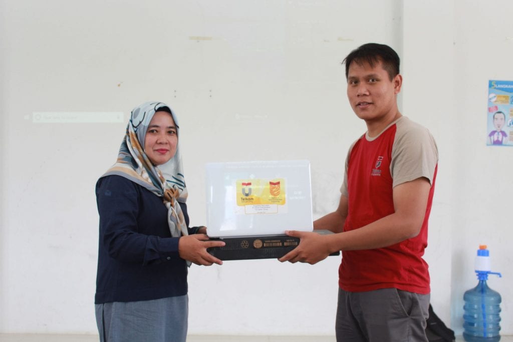 Aplikasi Pencatatan Tumbuh Kembang Balita | D3 Teknologi Telekomunikasi 