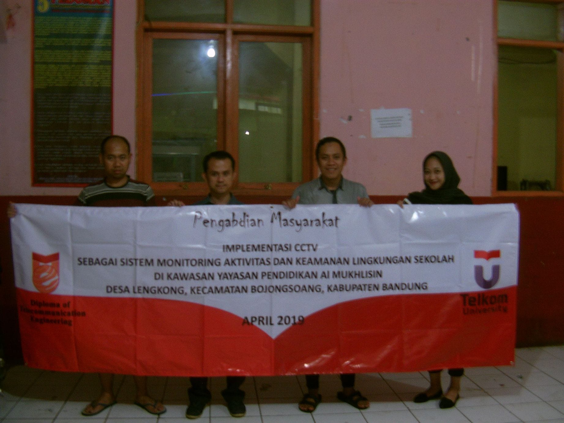 Implementasi CCTV Sebagai Sistem Monitoring Aktivitas dan Keamanan Lingkungan Sekolah di Kawasan Yayasan Pendidikan Al Mukhlisin  Desa Lengkong, Kecamatan Bojongsoang, Kabupaten Bandung